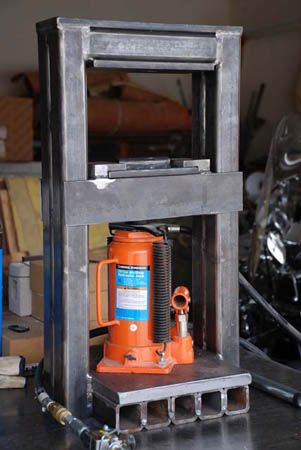 hydraulic forging press for blacksmithing